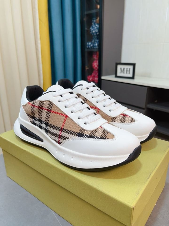 Burberry Low Shoes